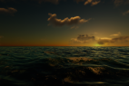 黄昏下的海洋